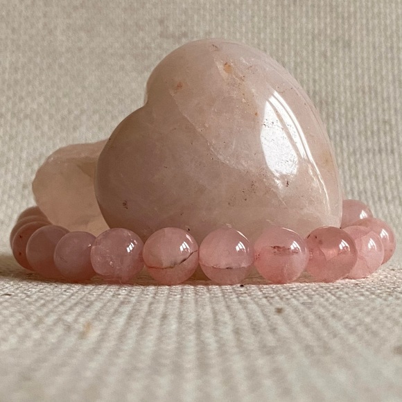 Rose Quartz Crystal Heart & Bracelet Bundle - Picture 3 of 7
